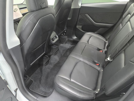 Tesla Model Y — photo 11