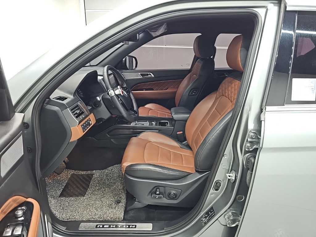 KGM Rexton — photo 11