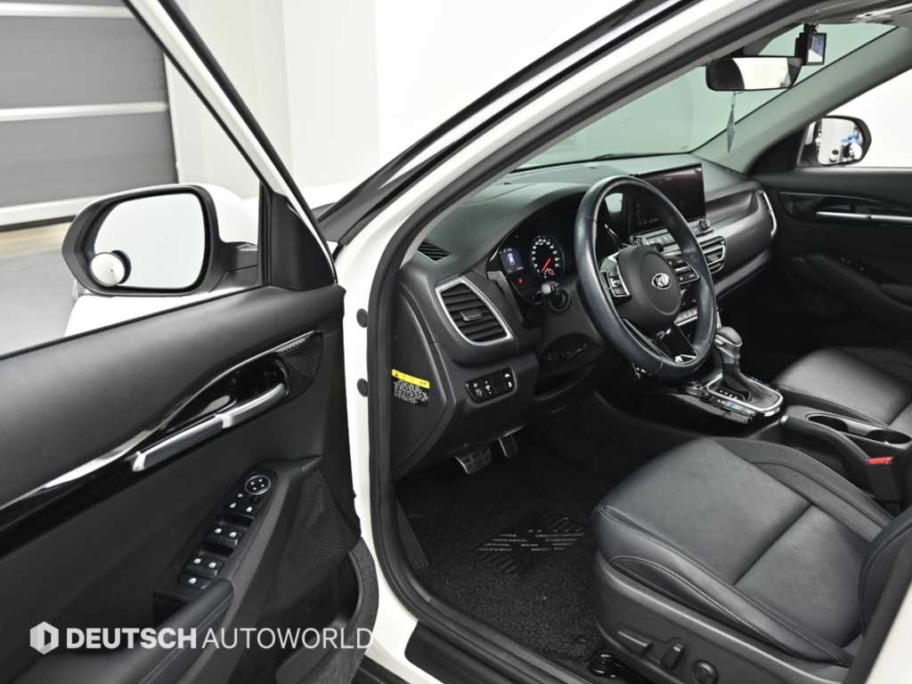 Kia Seltos — photo 11