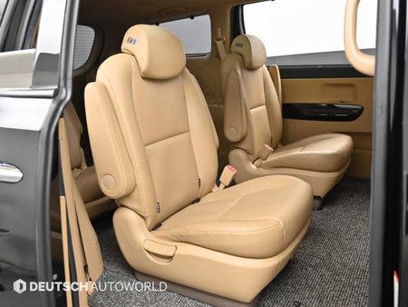 Kia Carnival — photo 12