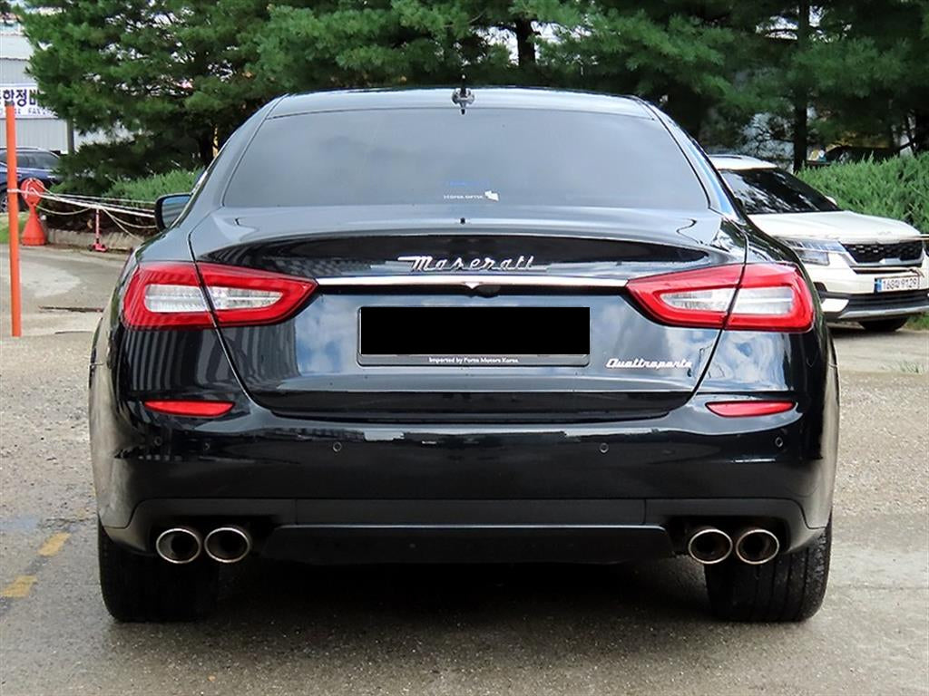 Maserati Quattroporte — photo 04