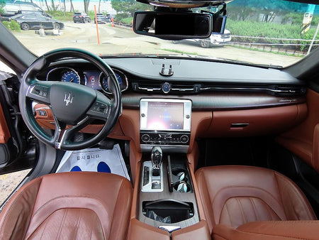 Maserati Quattroporte — photo 07