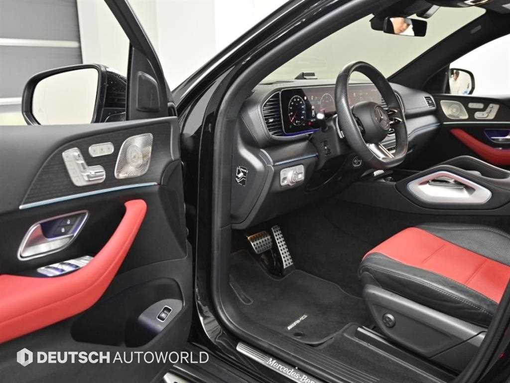 Mercedes-Benz GLE-Class — photo 11