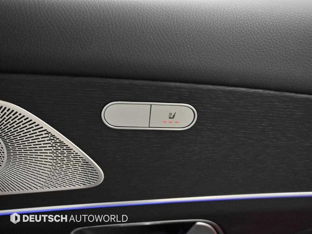 Mercedes-Benz GLE-Class — photo 16