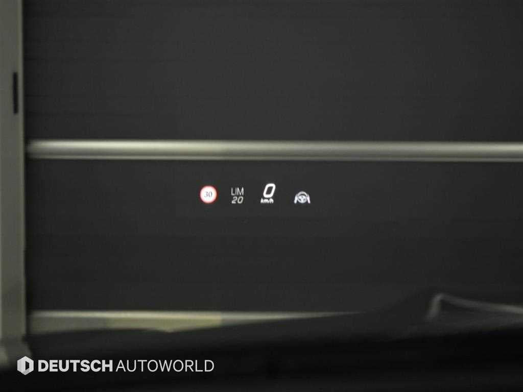 Mercedes-Benz GLE-Class — photo 17