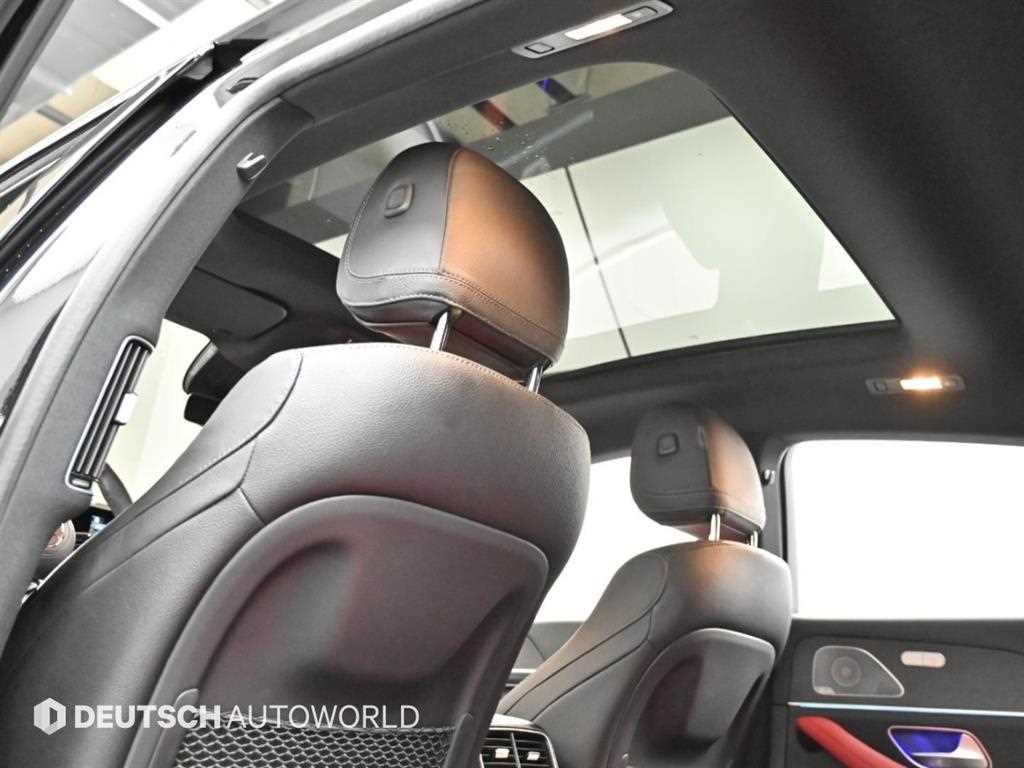 Mercedes-Benz GLE-Class — photo 18