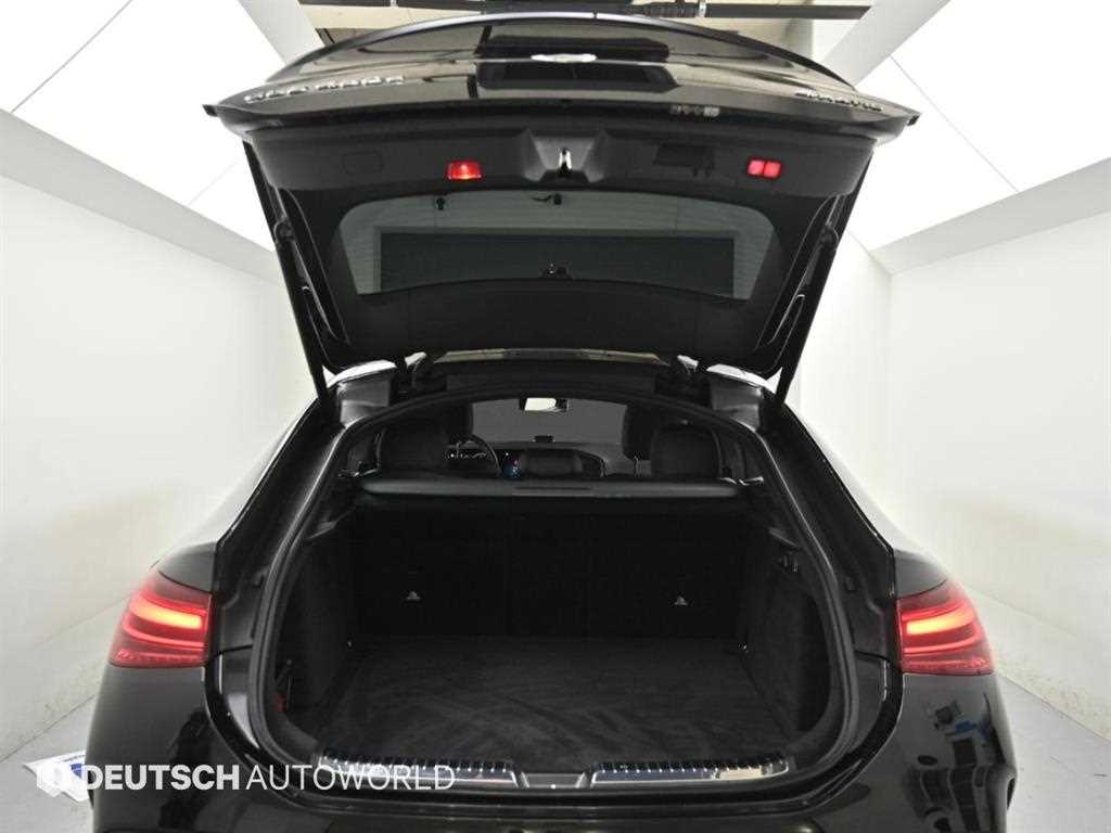 Mercedes-Benz GLE-Class — photo 19