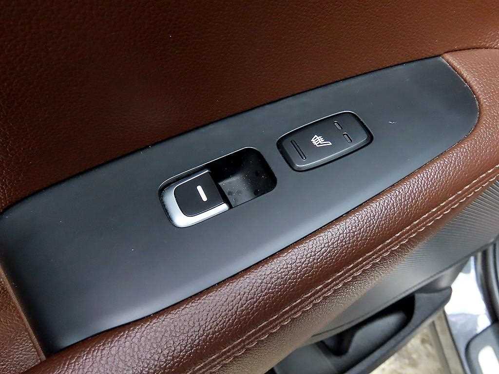 Kia Sorento — photo 15