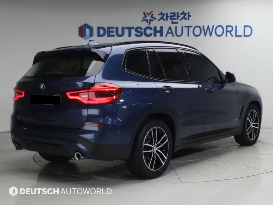 BMW X3 — photo 02