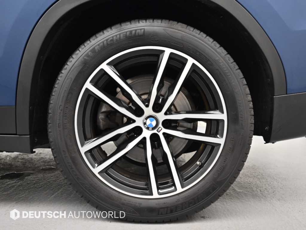 BMW X3 — photo 05