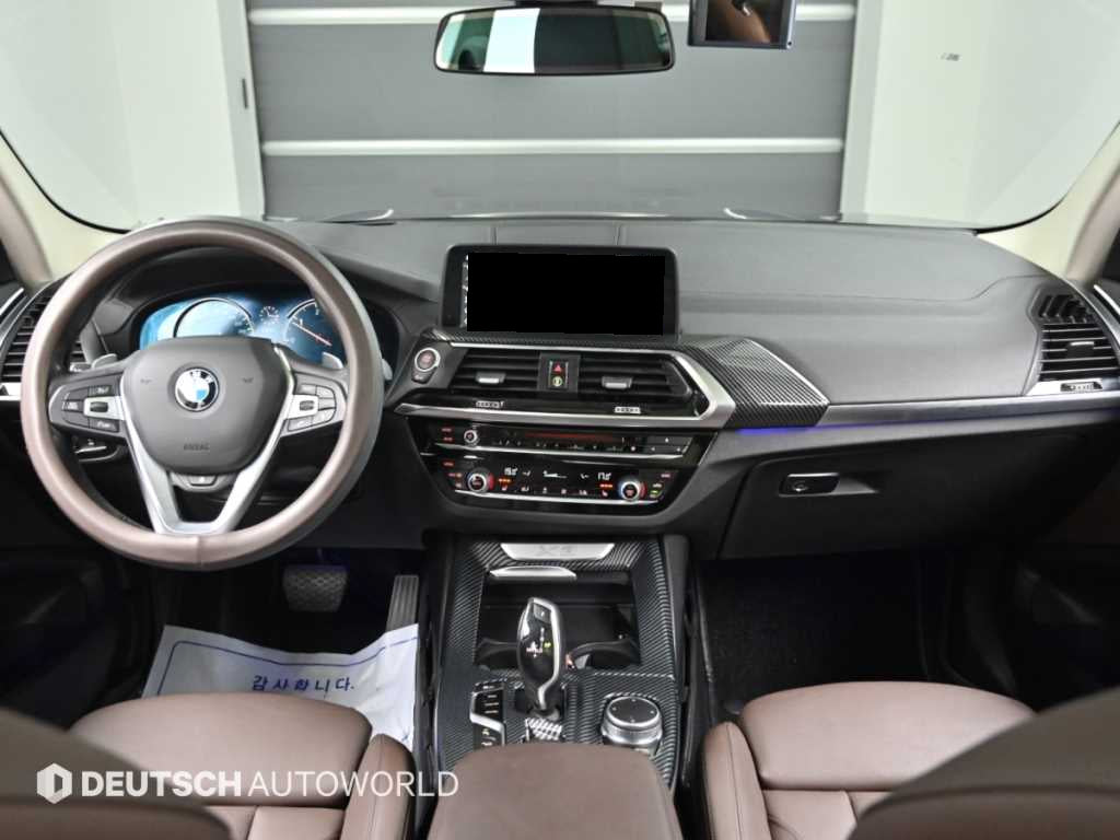 BMW X3 — photo 07