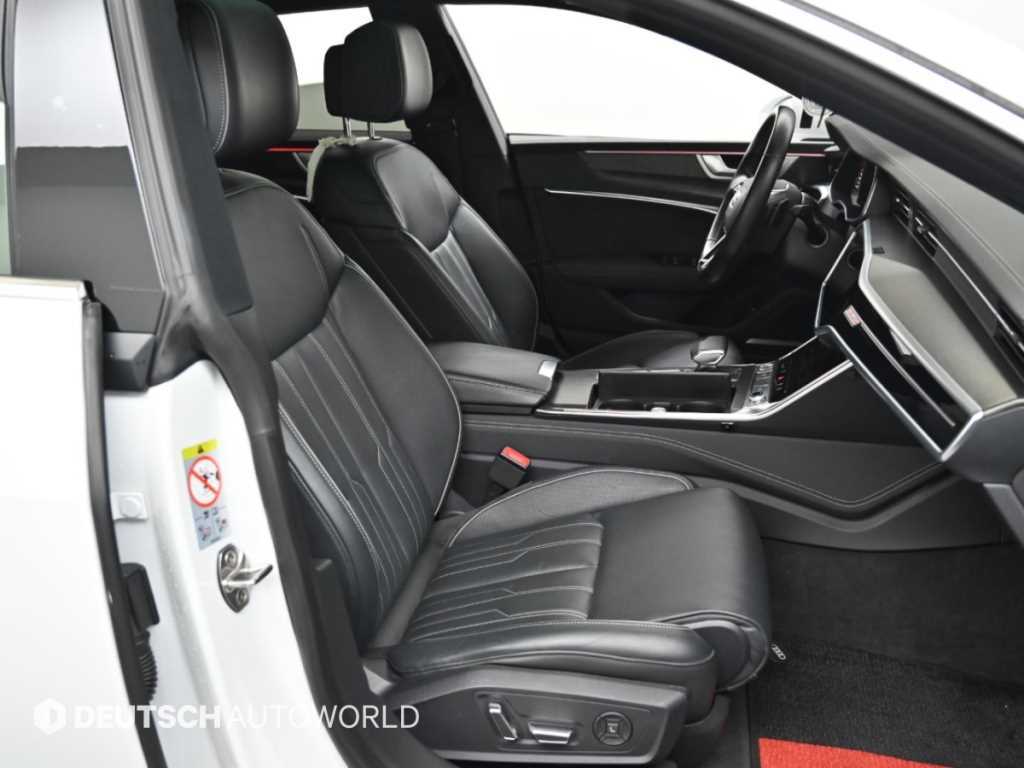 Audi A7 — photo 10