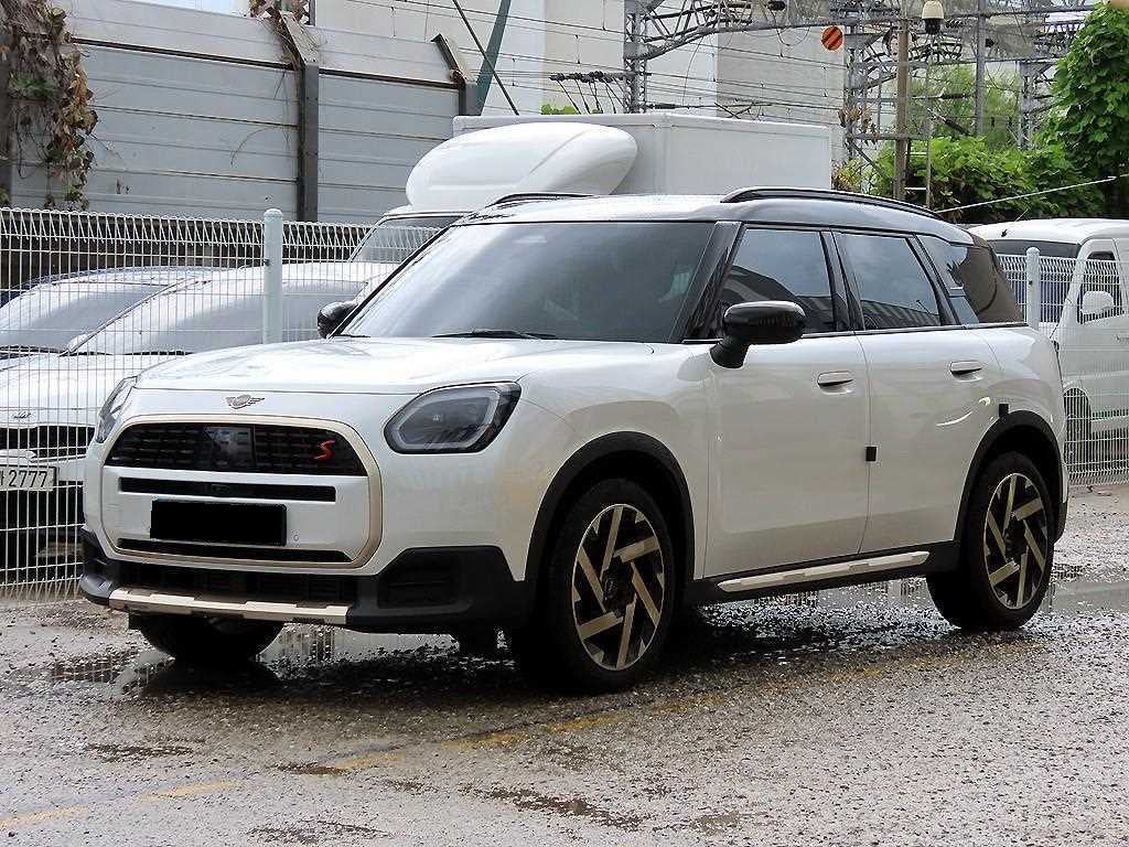 Mini Countryman — photo 03