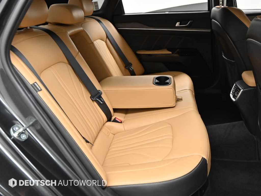 Kia K5 — photo 12