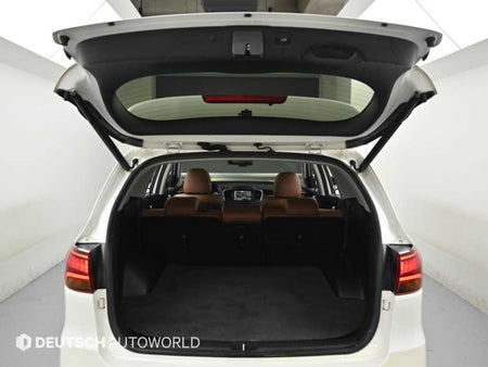 Kia Sorento — photo 19