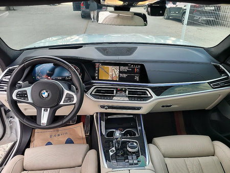 BMW X7 — photo 05
