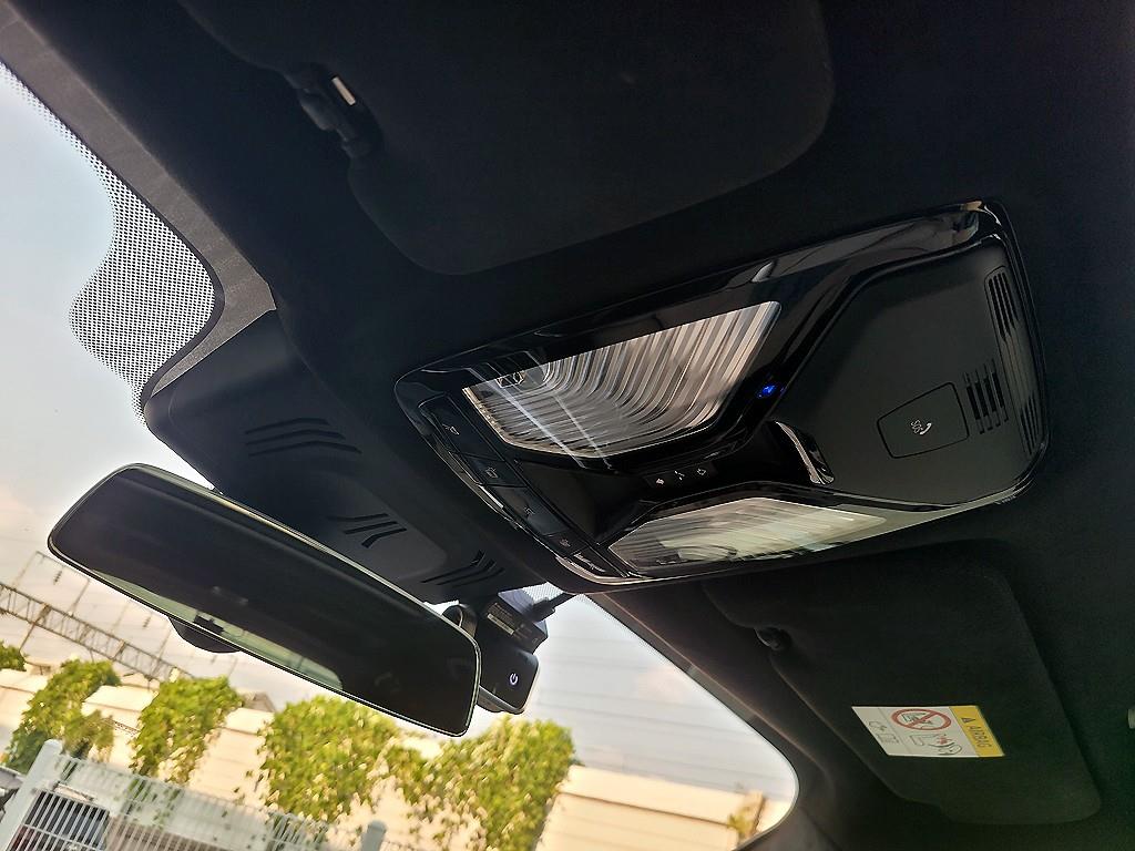 BMW X7 — photo 13