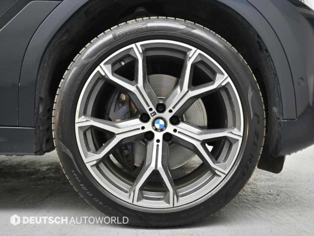 BMW X6 — photo 05