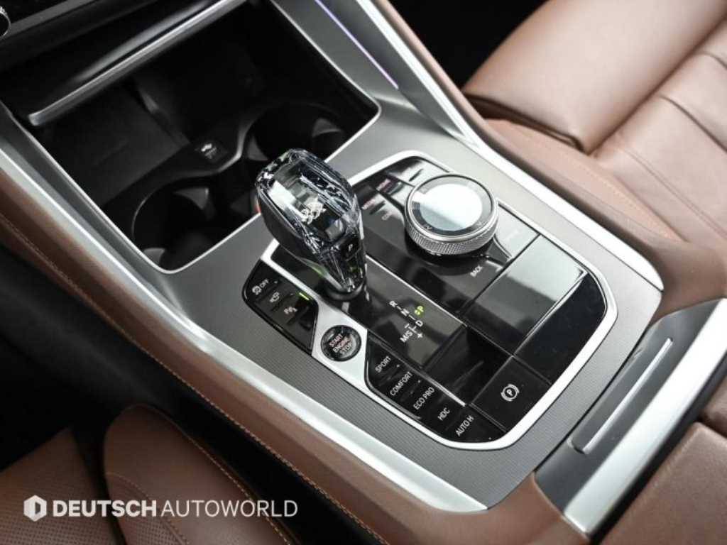 BMW X6 — photo 09