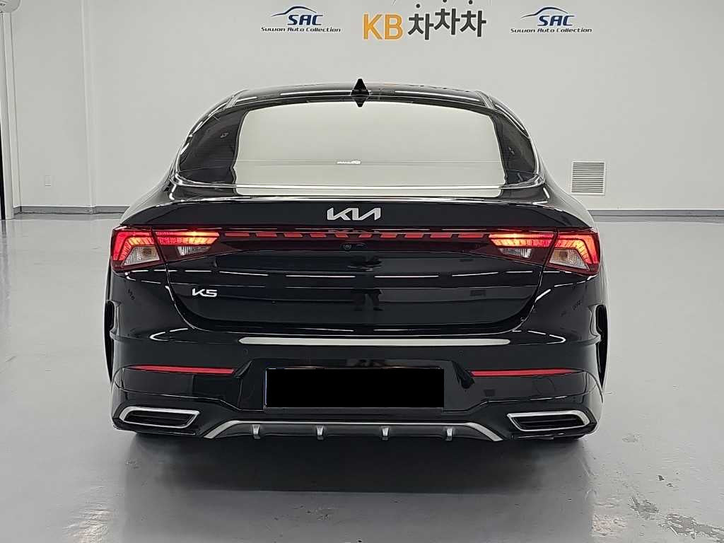 Kia K5 — photo 03