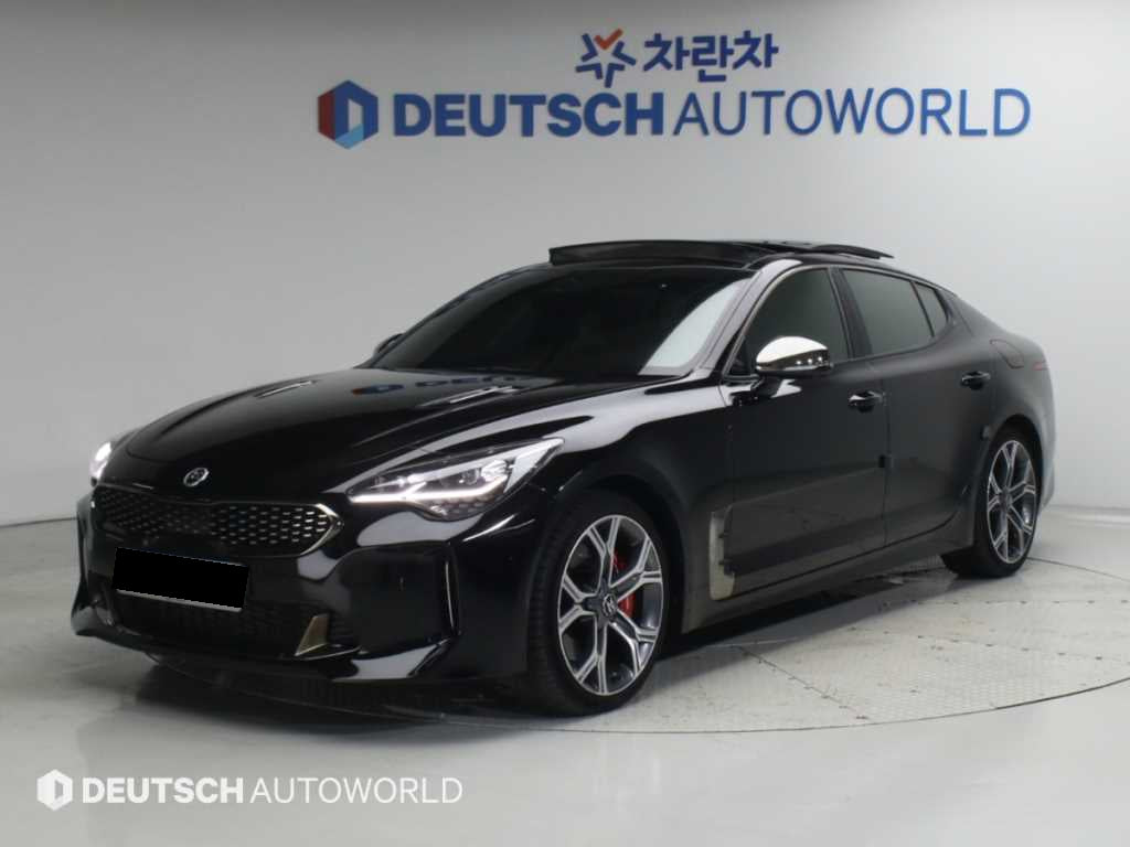 Kia Stinger — photo 01