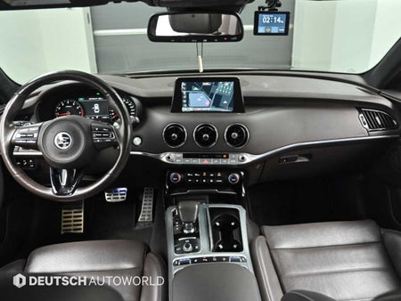 Kia Stinger — photo 08
