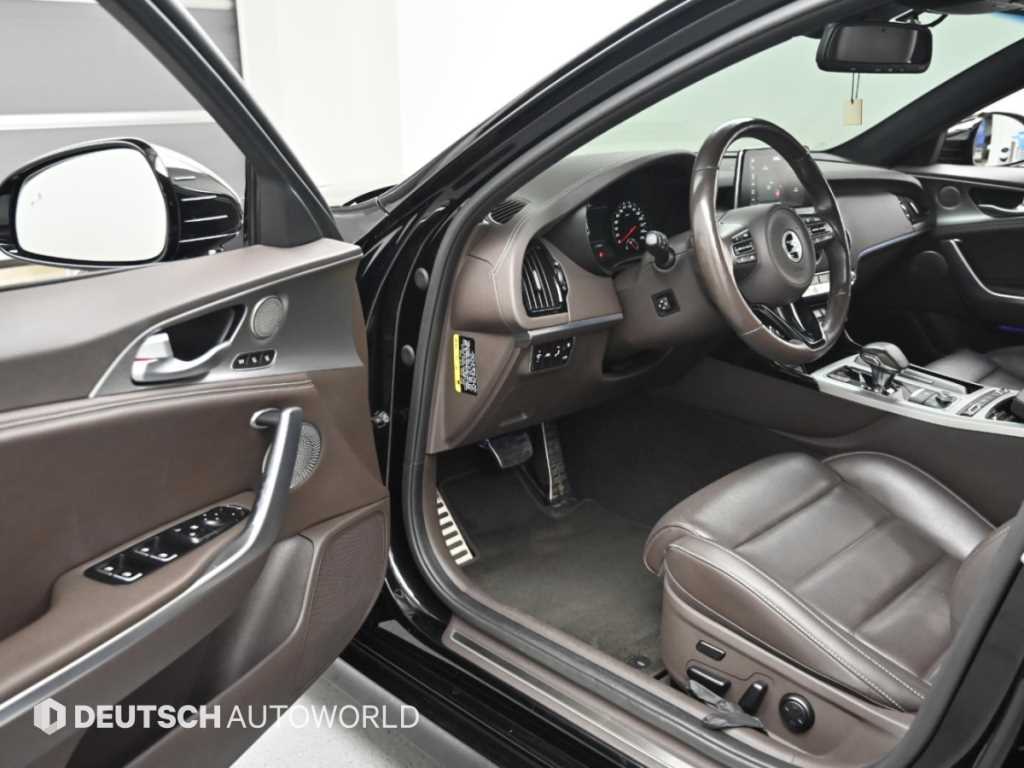 Kia Stinger — photo 10