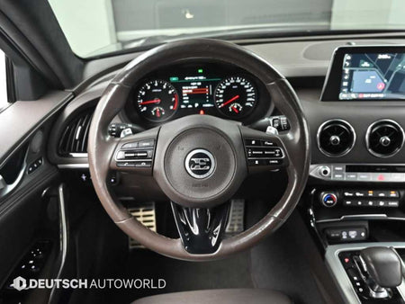 Kia Stinger — photo 14