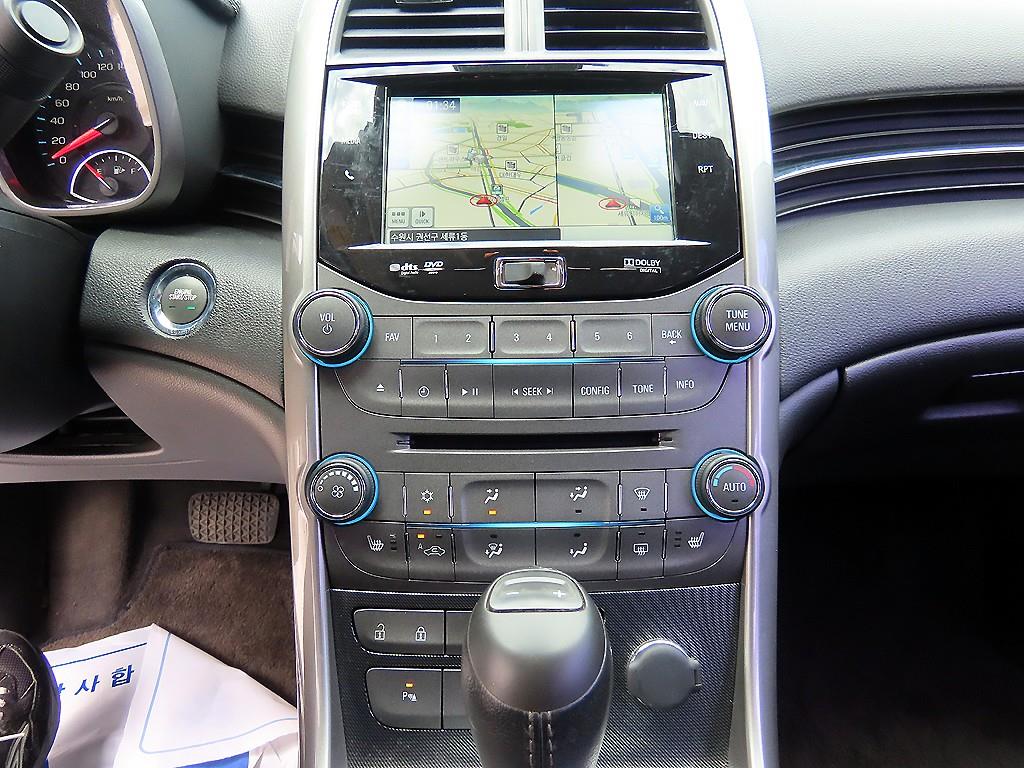CHEVROLET Malibu — photo 12