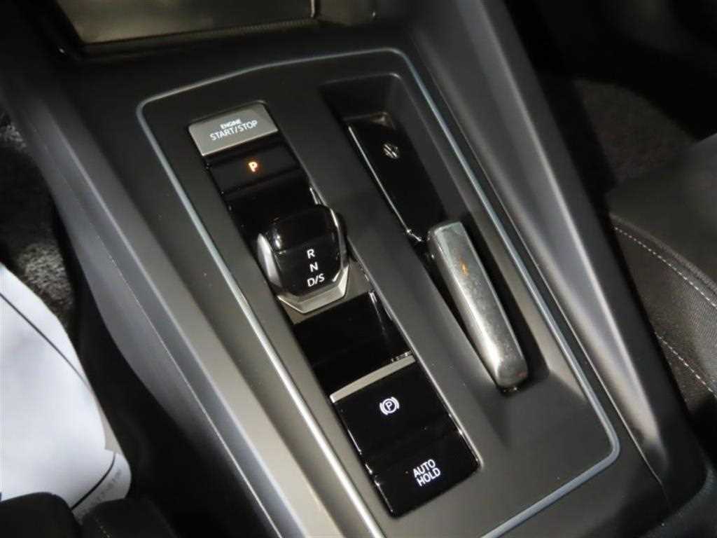 Volkswagen Golf — photo 06