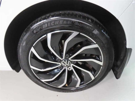 Volkswagen Golf — photo 17