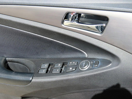 Hyundai Sonata — photo 11