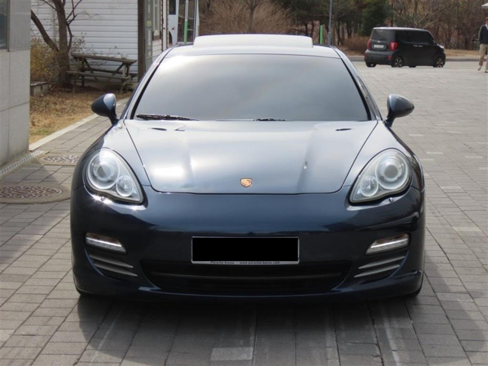 Porsche Panamera — photo 01
