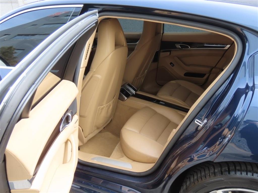 Porsche Panamera — photo 14