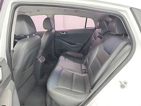 Hyundai Ioniq — photo 12