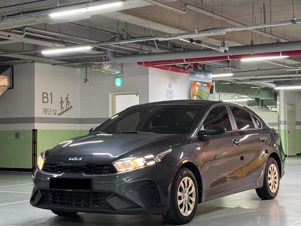 Kia K3 — photo 01