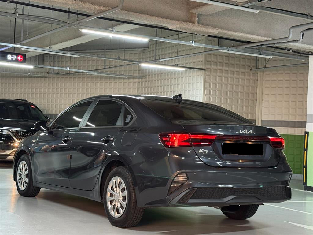Kia K3 — photo 04
