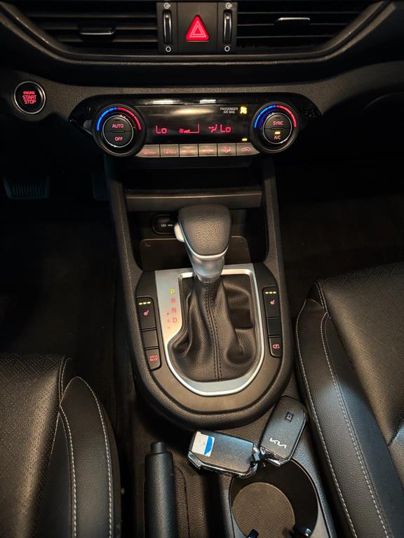 Kia K3 — photo 14