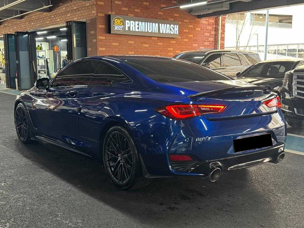 Infiniti Q60 — photo 04