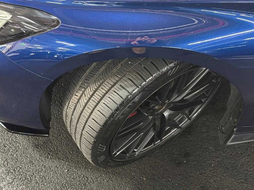 Infiniti Q60 — photo 07
