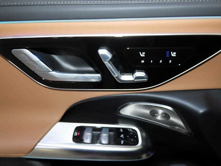 Mercedes-Benz E-Class — photo 13