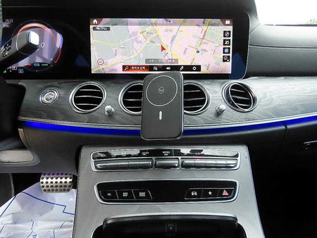Mercedes-Benz E-Class — photo 14
