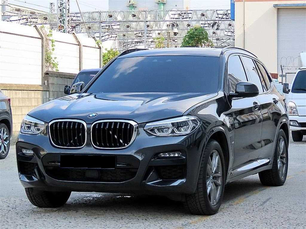 BMW X3 — photo 02
