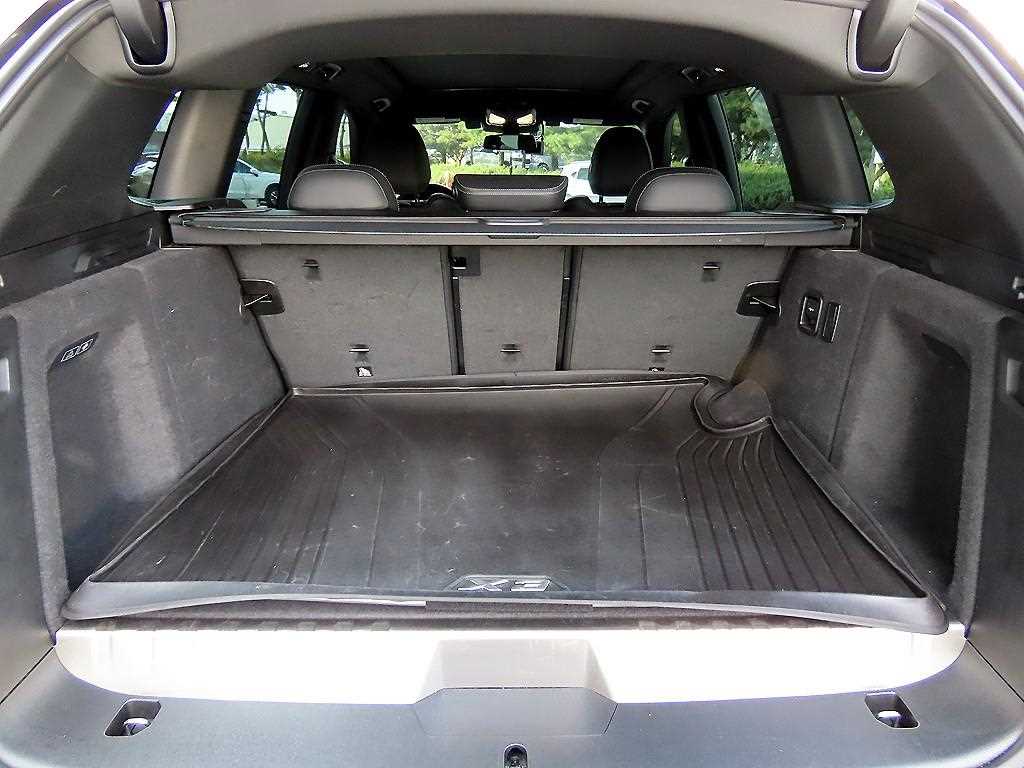 BMW X3 — photo 17