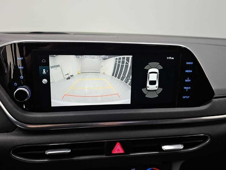Hyundai Sonata — photo 16