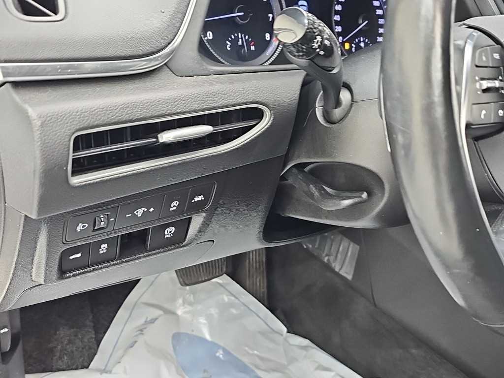 Hyundai Sonata — photo 18