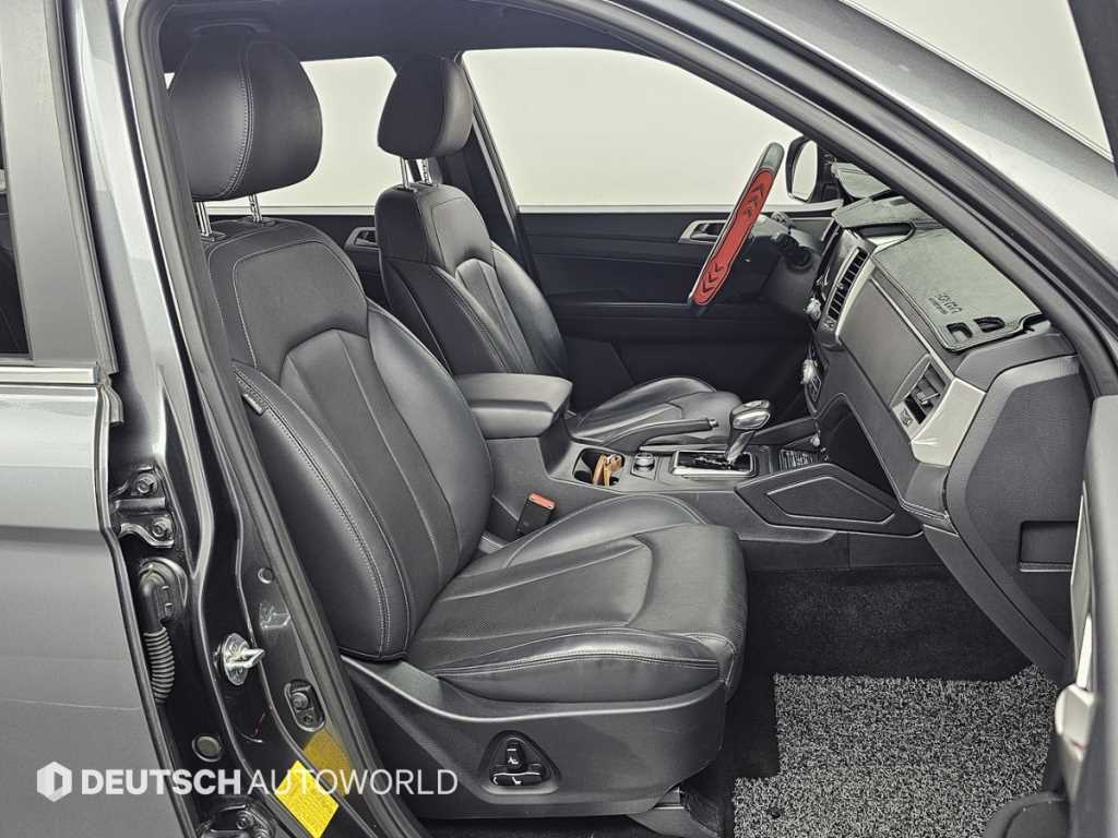 KGM Rexton — photo 10