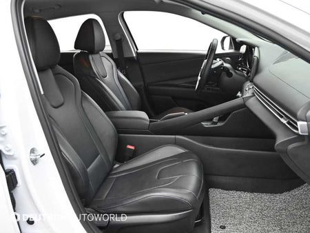 Hyundai Avante — photo 10