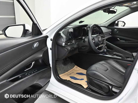 Hyundai Avante — photo 11