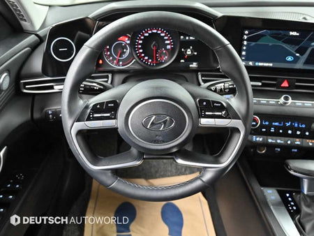 Hyundai Avante — photo 13